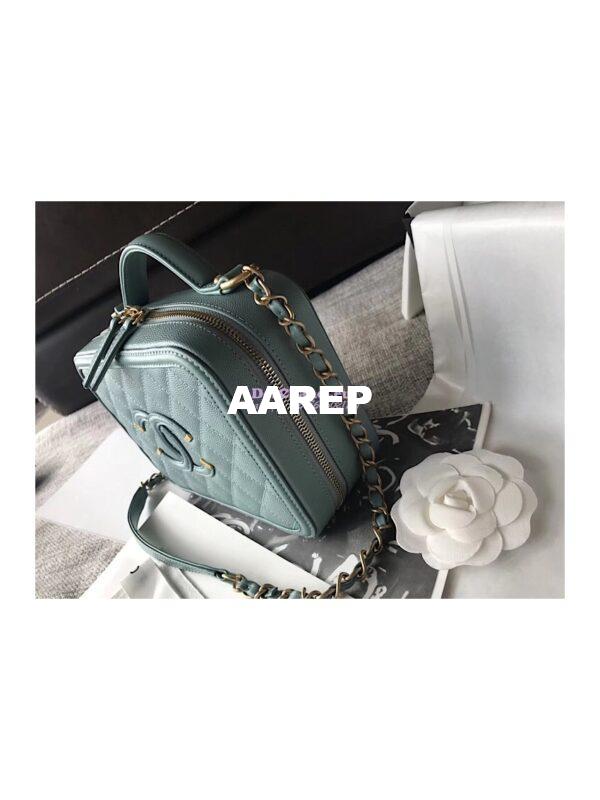 Replica Chanel CC Filigree Vanity Case Vanity Case A93343 Mint 6