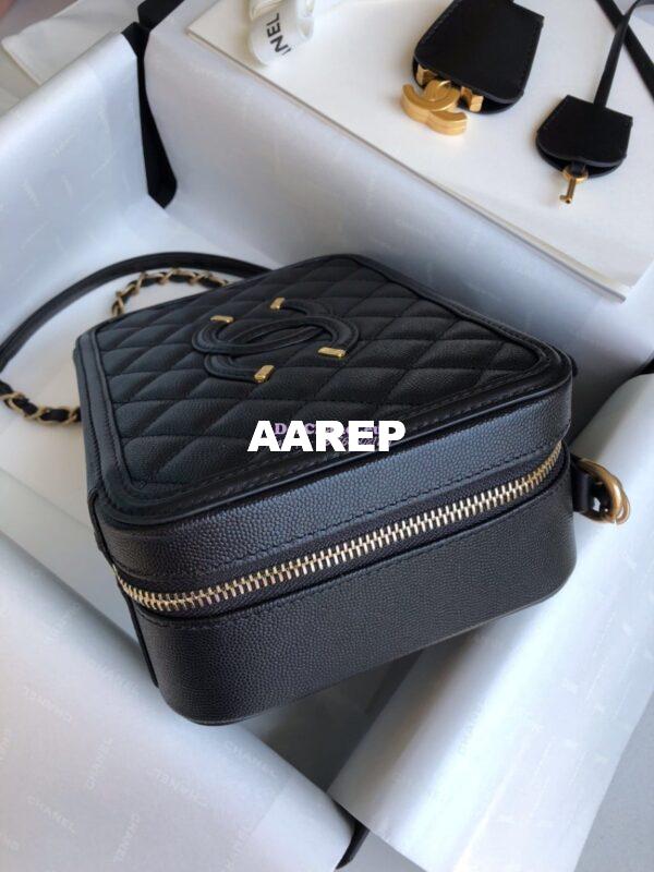 Replica Chanel CC Filigree Vanity Case in Tiny Grainy Calfskin A93343 Black 7