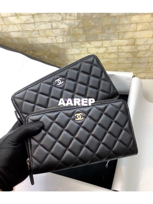 Replica Chanel zip around wallet A50097 in black lambskin leather