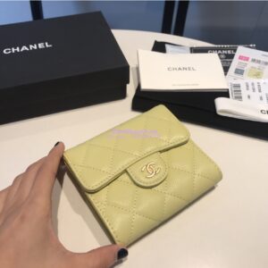 Replica Chanel Small Zip Pocket Wallet in caviar leather A82288 2