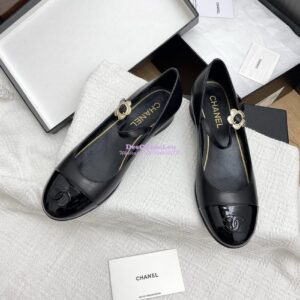 Replica Chanel 25SS Mary Janes Lambskin and Clover Clasp G46377 Black 2