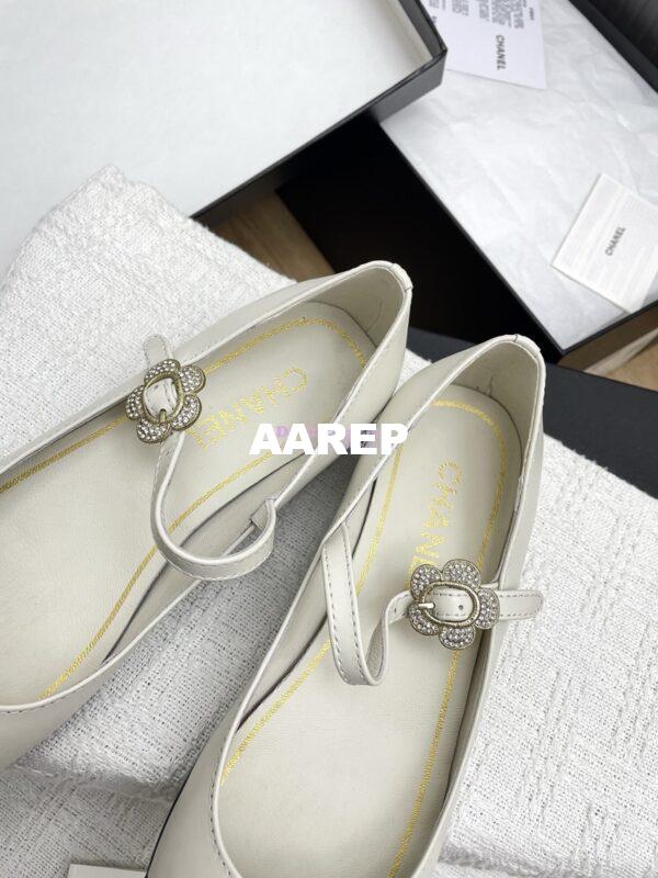 Replica Chanel 25SS Mary Janes Lambskin and Clover Clasp G46377 White 8