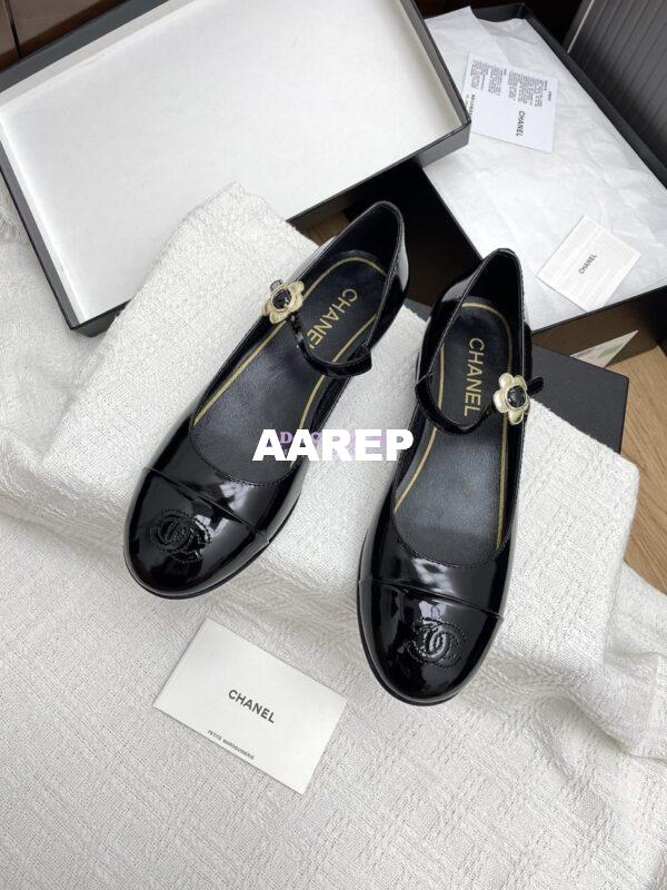 Replica Chanel 25SS Mary Janes Patent Calfskin and Clover Clasp G46377 Black 3