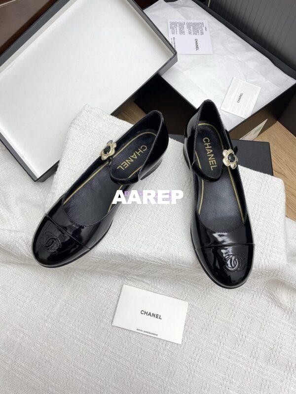 Replica Chanel 25SS Mary Janes Patent Calfskin and Clover Clasp G46377 Black 6