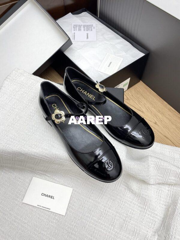 Replica Chanel 25SS Mary Janes Patent Calfskin and Clover Clasp G46377 Black 9