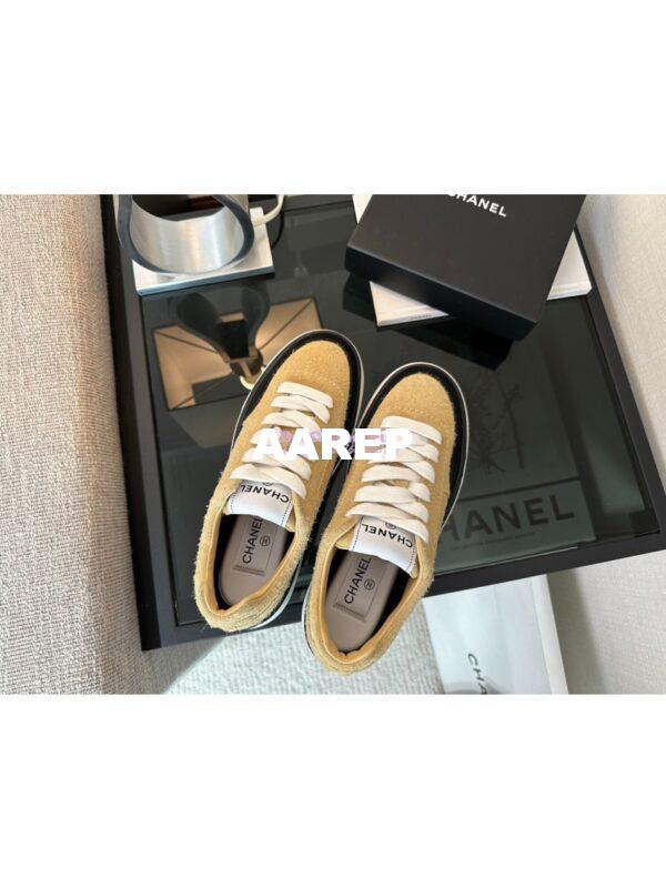Replica Chanel 25A Velvet and Suede Calfskin CC Logo Platform Sneakers G45208 Beige 7