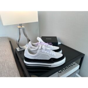 Replica Chanel 25A Velvet and Suede Calfskin CC Logo Platform Sneakers G45208 White