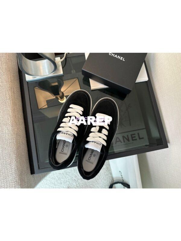 Replica Chanel 25A Velvet and Suede Calfskin CC Logo Platform Sneakers G45208 Black 5