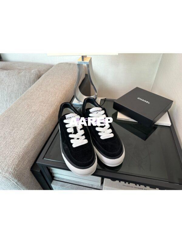 Replica Chanel 25A Velvet and Suede Calfskin CC Logo Platform Sneakers G45208 Black 8