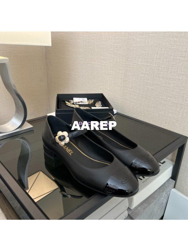 Replica Chanel 25A Lambskin Mary Jane Pumps with Camellia Flower Detail and Patent Toe G46200 4