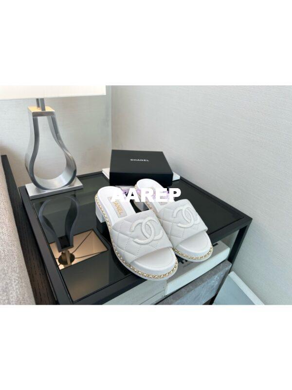 Replica Chanel 25SS CC Mules with Quilted Lambskin and Chain G46301 White 3