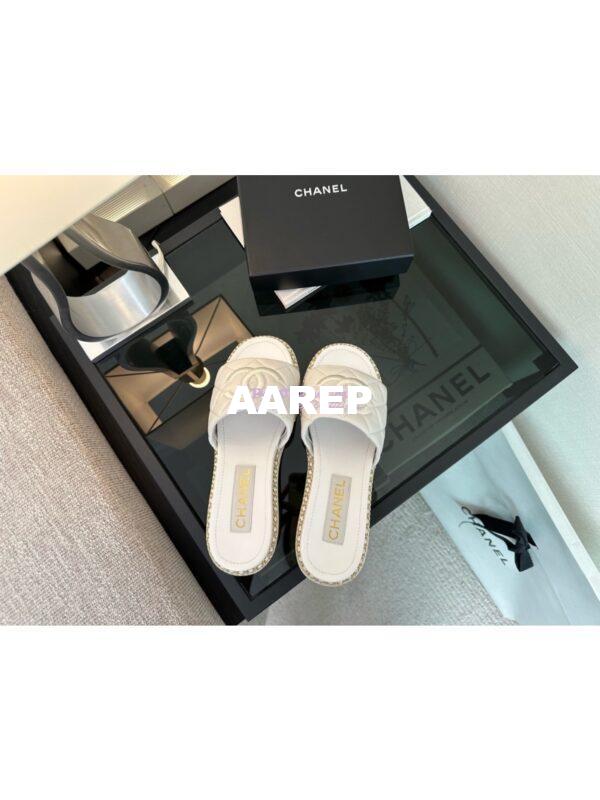 Replica Chanel 25SS CC Mules with Quilted Lambskin and Chain G46301 White 7