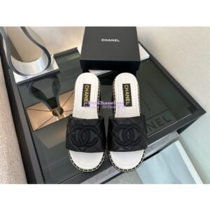 Replica Chanel 25SS CC Mules with Quilted Lambskin and Chain G46301 Black