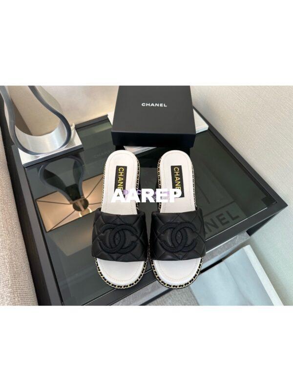 Replica Chanel 25SS CC Mules with Quilted Lambskin and Chain G46301 Black 3