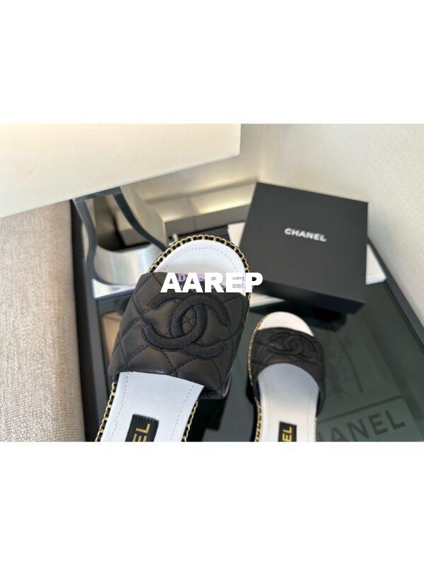 Replica Chanel 25SS CC Mules with Quilted Lambskin and Chain G46301 Black 7