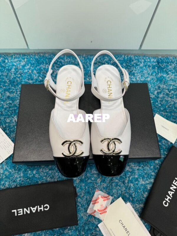 Replica Chanel 25C Mary Janes Slingback Flats Lambskin and Patent Toe G46270 White