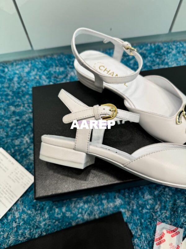 Replica Chanel 25C Mary Janes Slingback Flats Lambskin and Patent Toe G46270 White 4