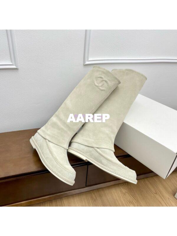 Replica Chanel 25C Suede Calfskin Boots G46117 Creme 7