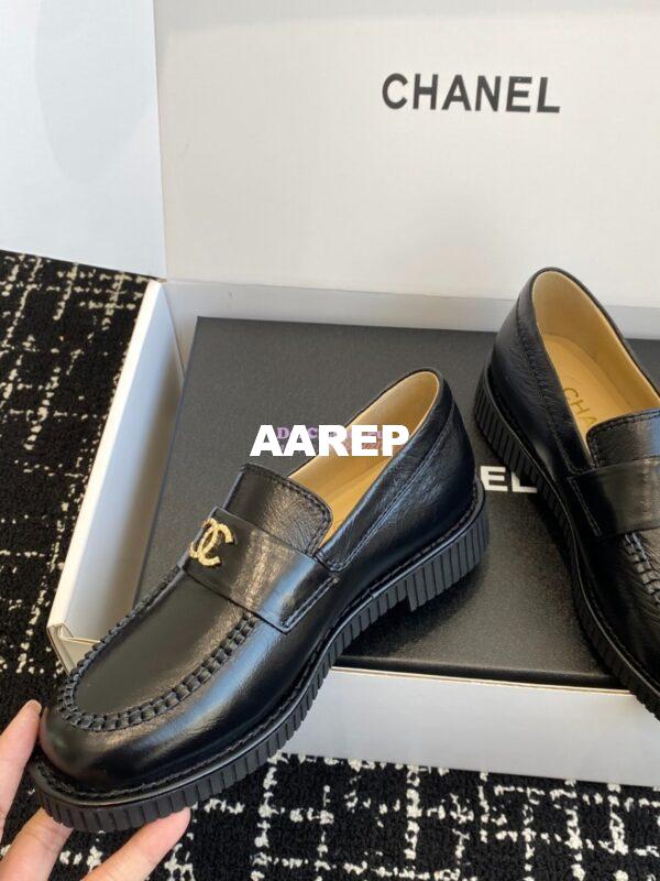 Replica Chanel Mocassins Shiny Crumpled Calfskin G46112 Black 8