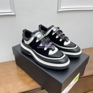 Replica Chanel 25FW Trainer in Grained Calfskin and Suede G46258 Black
