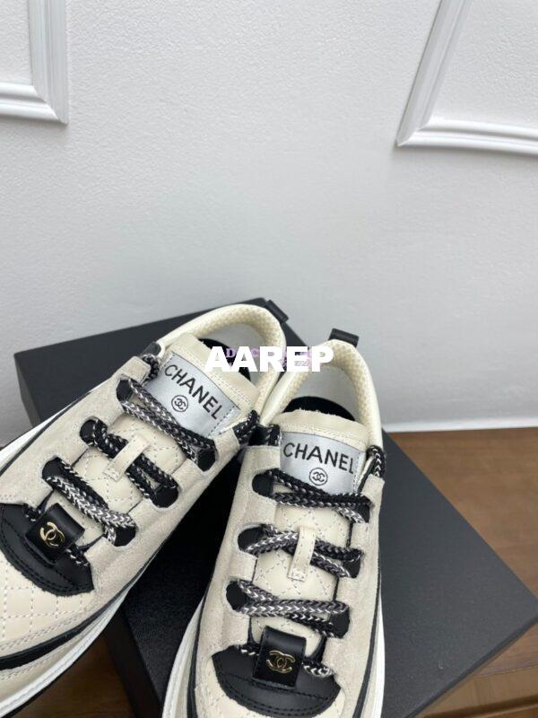 Replica Chanel 25FW Trainer in Grained Calfskin and Suede G46258 Grey 6