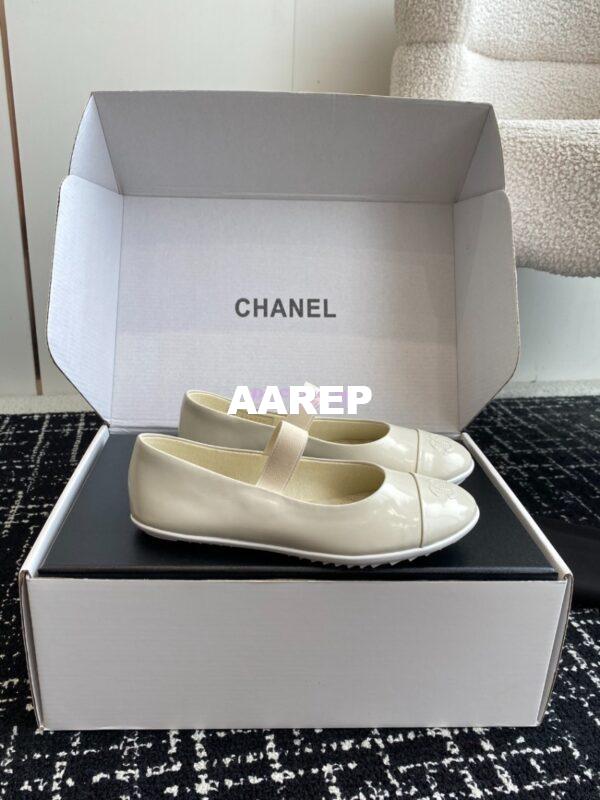 Replica Chanel 25C Mary Janes Crinkled Lambskin G46200 White 3