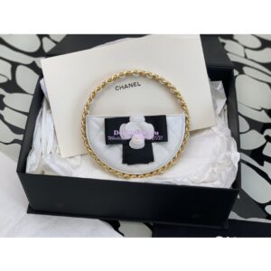 Replica Chanel 23K Limited Edition Camellia Lambskin Pouch AP3584 White 2