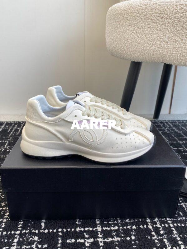 Replica Chanel Cruise 24/25 Trainer in Calfskin G46252 White 3