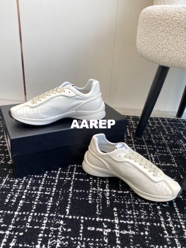 Replica Chanel Cruise 24/25 Trainer in Calfskin G46252 White 8