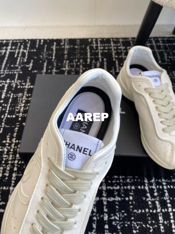 Replica Chanel Cruise 24/25 Trainer in Calfskin G46252 White 9