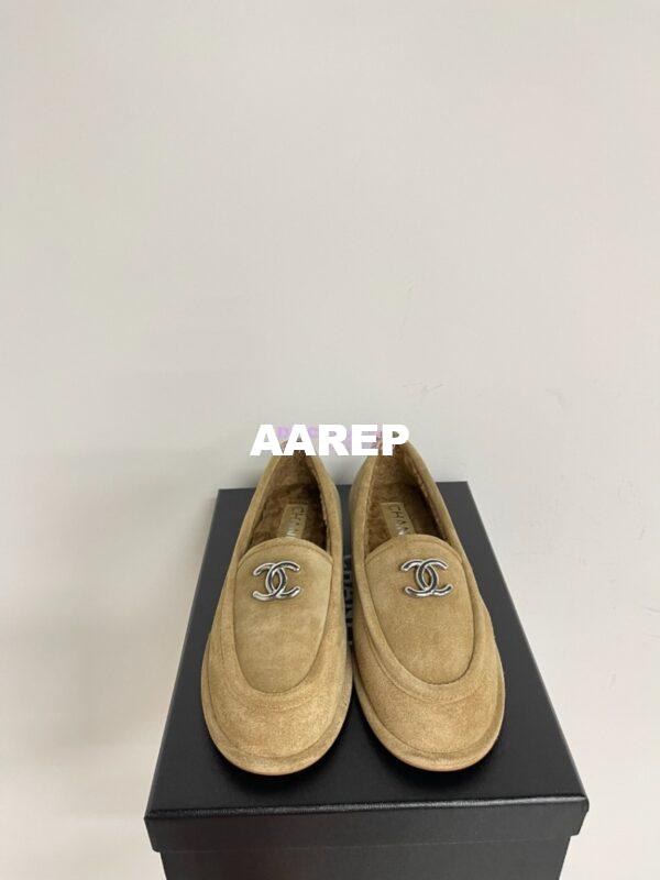 Replica Chanel 24P CC Suede and Wool Moccasins G45886 Beige 3