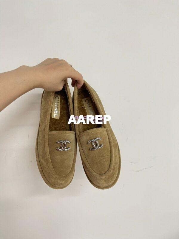 Replica Chanel 24P CC Suede and Wool Moccasins G45886 Beige 4