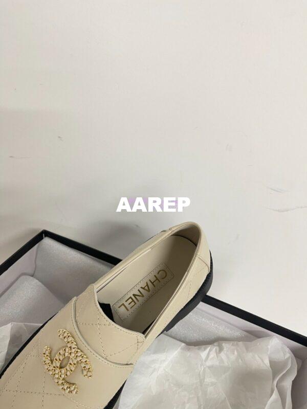 Replica Chanel 24P CC Logo Enamel Loafers Shiny Calfskin G45789 Creme 9