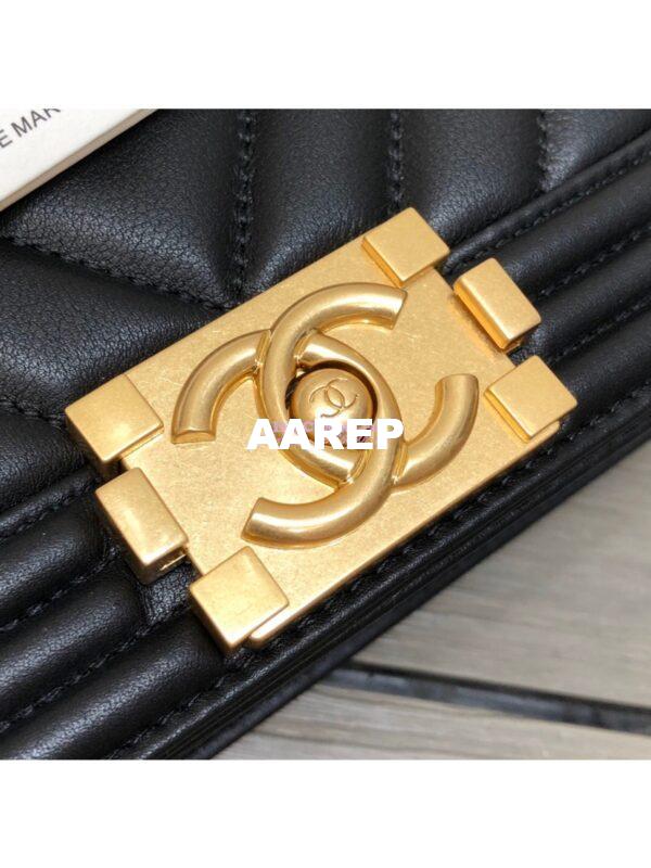 Replica Chanel Chevron Boy Flap Bag in Lambskin Black 15