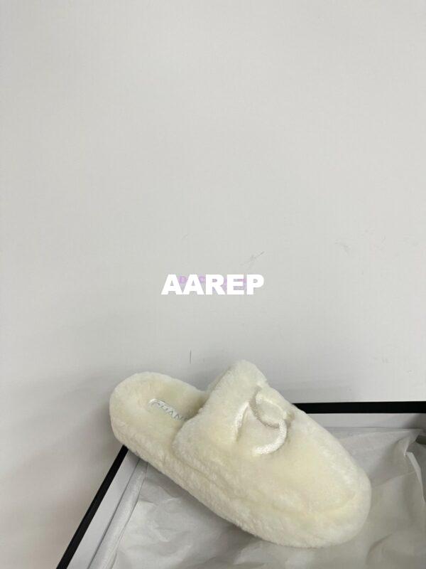 Replica Chanel 24B Wool Slippers G45984 Creme 4