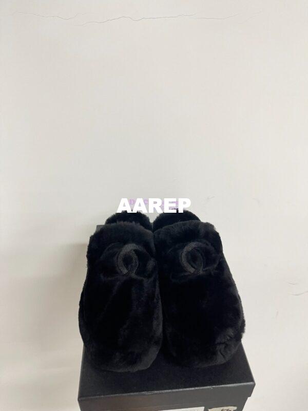 Replica Chanel 24B Wool Slippers G45984 Black 2