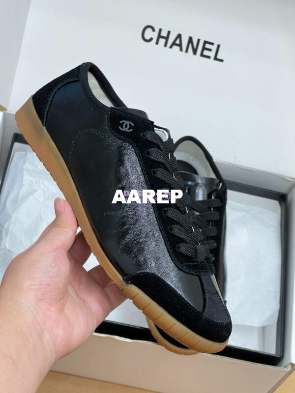 Replica Chanel 24P Calfskin & Suede Calfskin Trainers G45998 Black