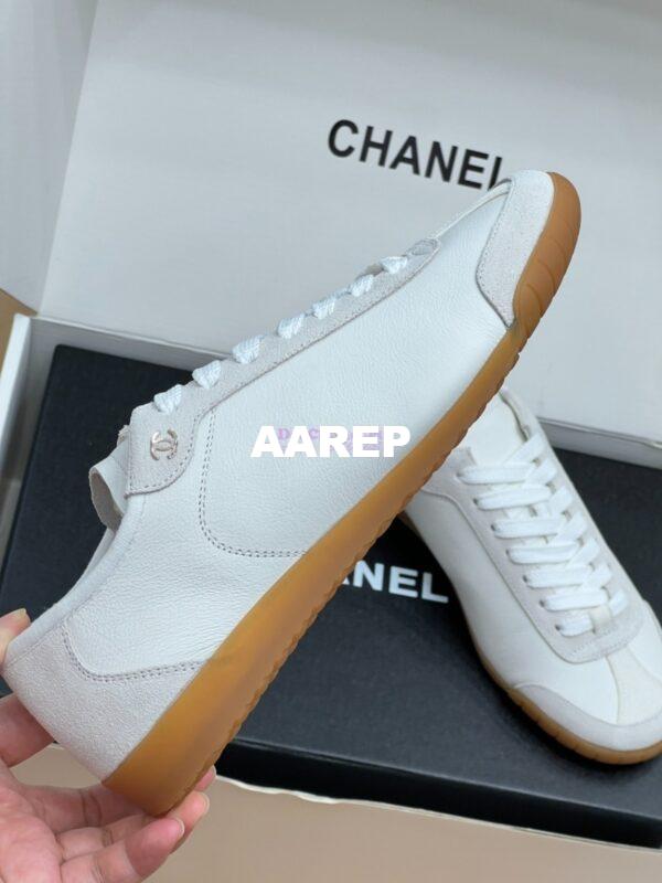Replica Chanel 24P Calfskin & Suede Calfskin Trainers G45998 White 9