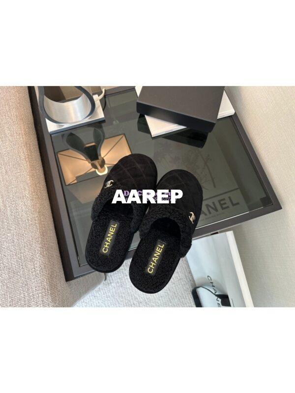 Replica Chanel 23K Fur and Suede Slipper G45121 Black 8