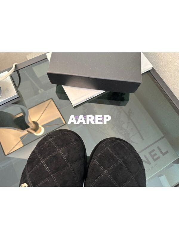 Replica Chanel 23K Fur and Suede Slipper G45121 Black 9