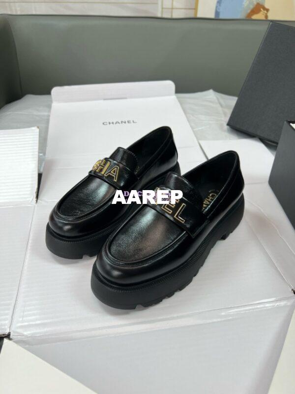 Replica Chanel 24P Logo Enamel Loafers Shiny Calfskin G45788 6