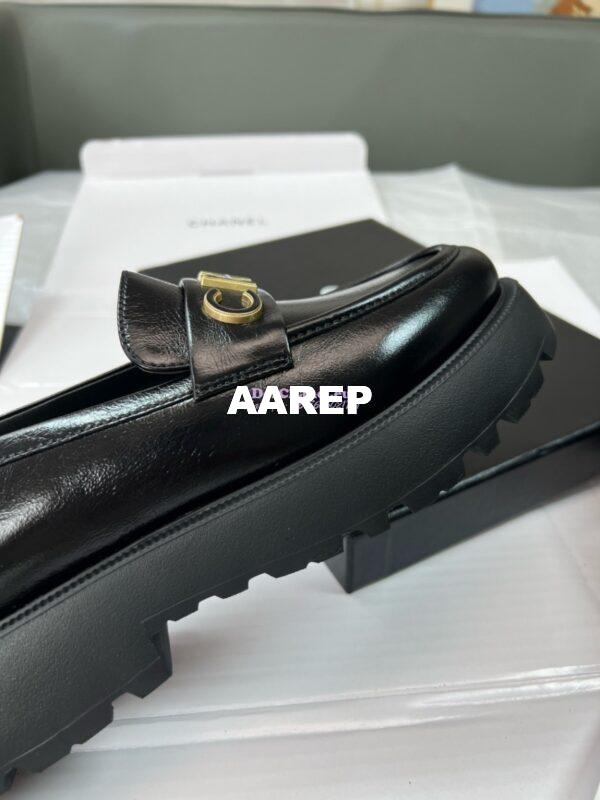 Replica Chanel 24P Logo Enamel Loafers Shiny Calfskin G45788 19