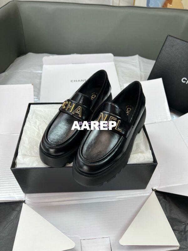 Replica Chanel 24P Logo Enamel Loafers Shiny Calfskin G45788 21