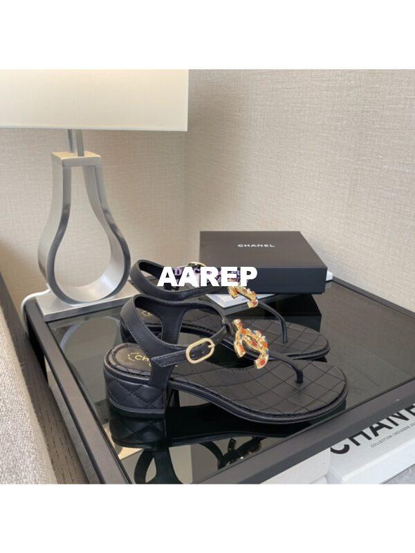 Replica Chanel Limited Edition Lambskin CC Jewels Sandals 35mm G36402 Black 4