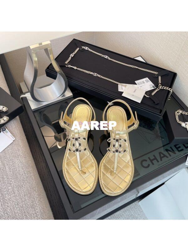 Replica Chanel Limited Edition Metallic Lambskin CC Jewels Sandals 35mm G36402 Gold