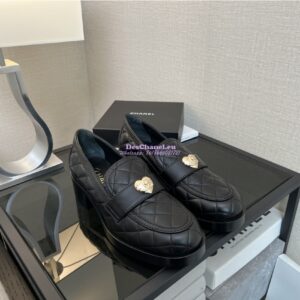 Replica Chanel 24A Heart CC Loafers Quilted Lambskin 50mm G39697 Black