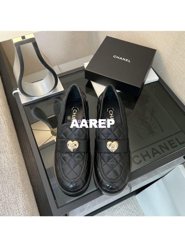 Replica Chanel 24A Heart CC Loafers Quilted Lambskin 50mm G39697 Black 2