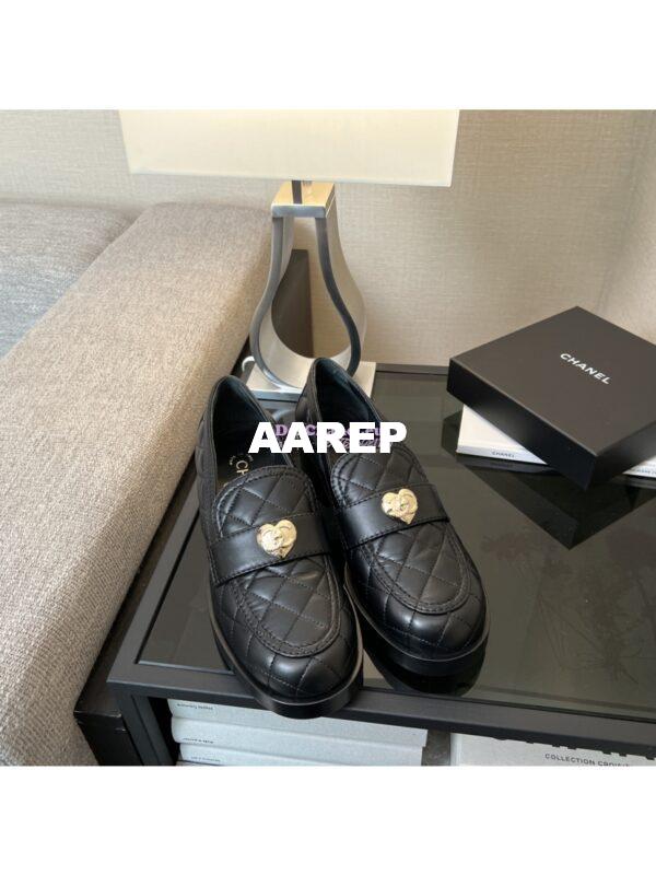 Replica Chanel 24A Heart CC Loafers Quilted Lambskin 50mm G39697 Black 4