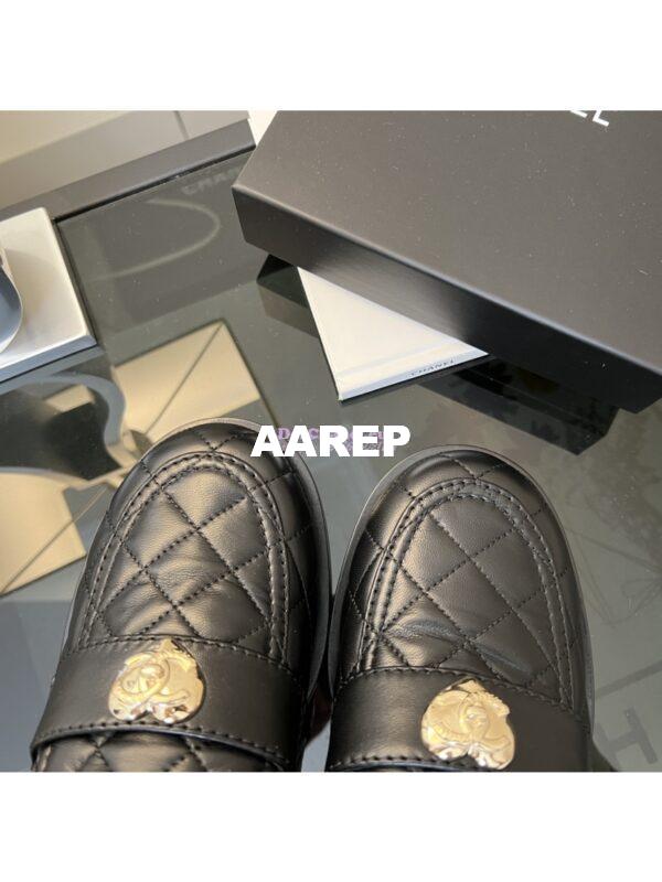 Replica Chanel 24A Heart CC Loafers Quilted Lambskin 50mm G39697 Black 5