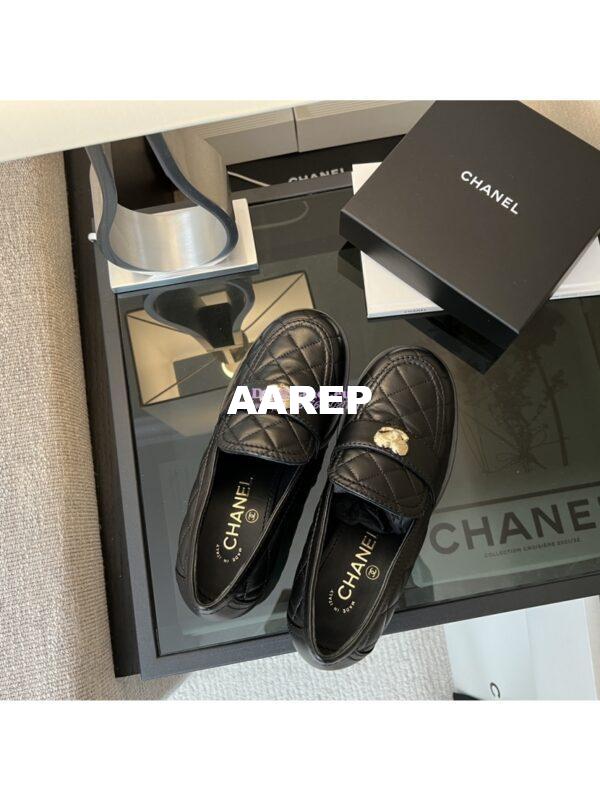 Replica Chanel 24A Heart CC Loafers Quilted Lambskin 50mm G39697 Black 6
